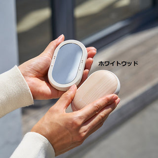 【 SALE 】Life on Products ( ライフオンプロダクツ ) 両手で使えるシェアカイロ モバイルバッテリー Premium WOOD LCAEA007 | カイロ | かいろ | 瞬間発熱 | オシャレ | コンパクト | ギフト